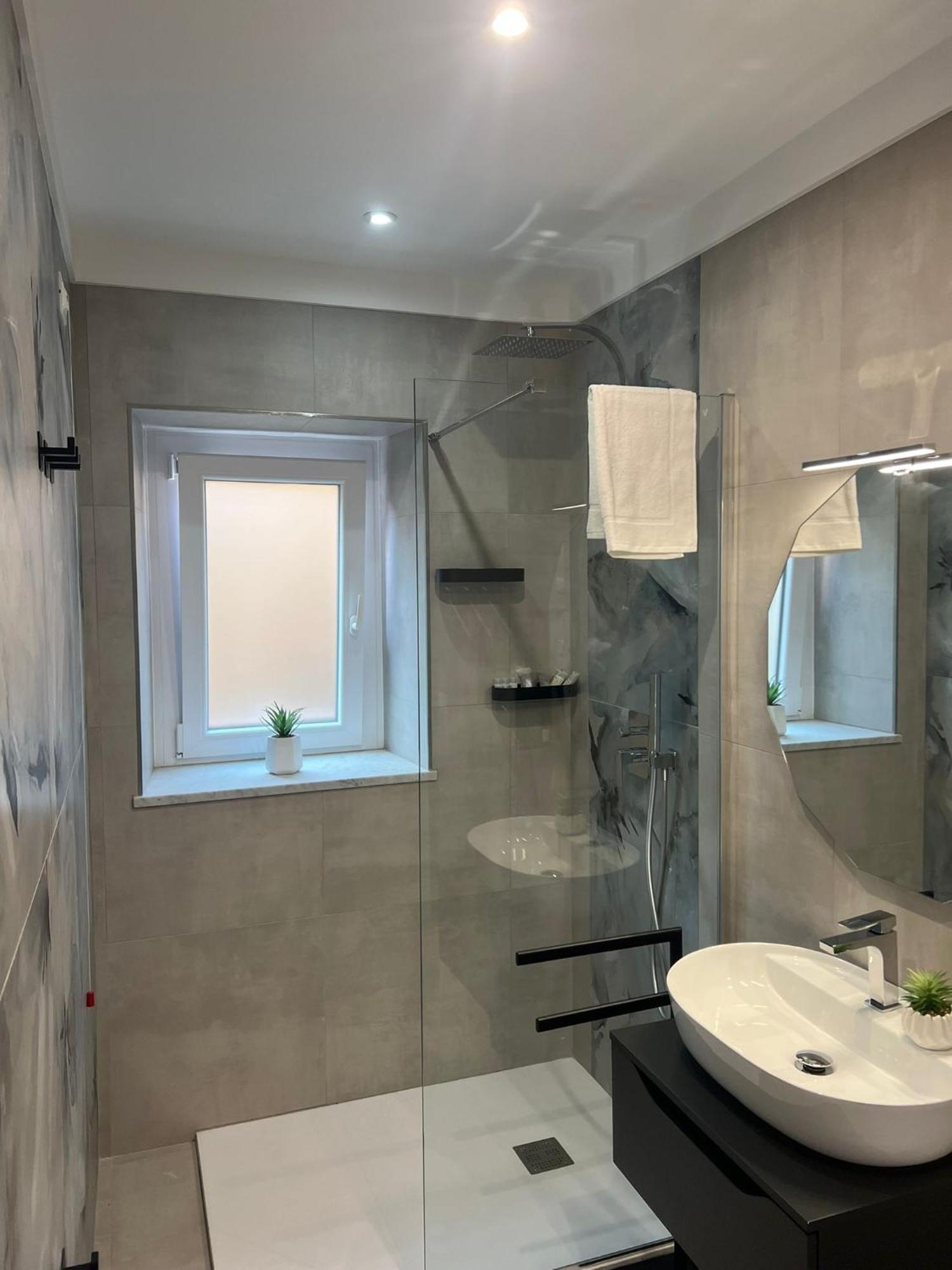 Don Ugo Luxury Rooms تروبيا المظهر الخارجي الصورة