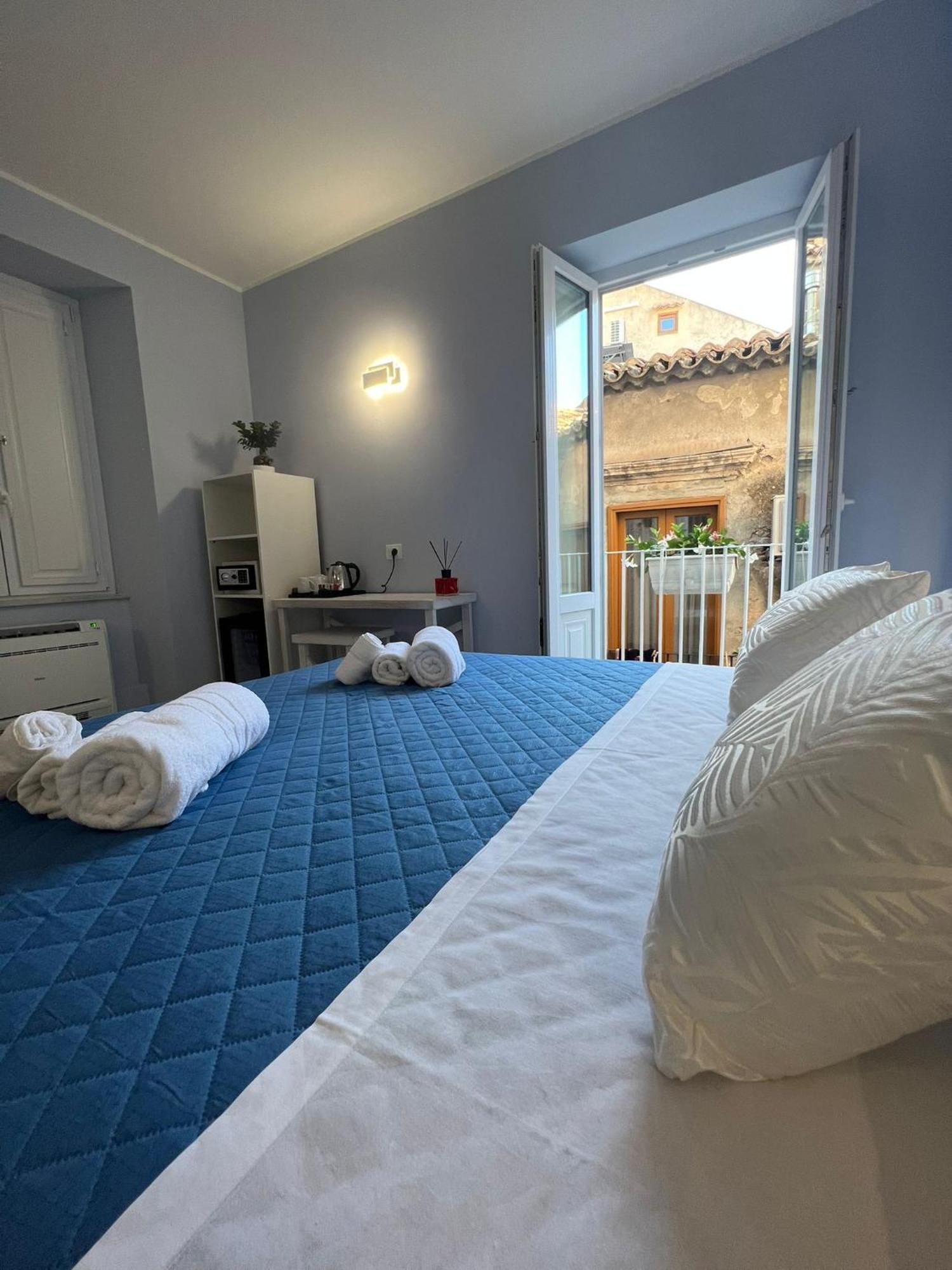Don Ugo Luxury Rooms تروبيا المظهر الخارجي الصورة