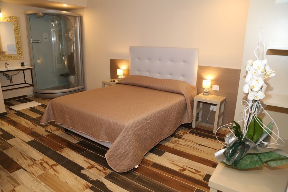 Don Ugo Luxury Rooms تروبيا المظهر الخارجي الصورة